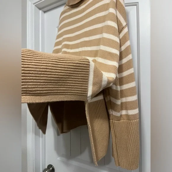 GAP 24/7 Split Hem Turtleneck Sweater 2X Camel Stripe Tan Cream Oversized Chunky - Picture 5 of 8